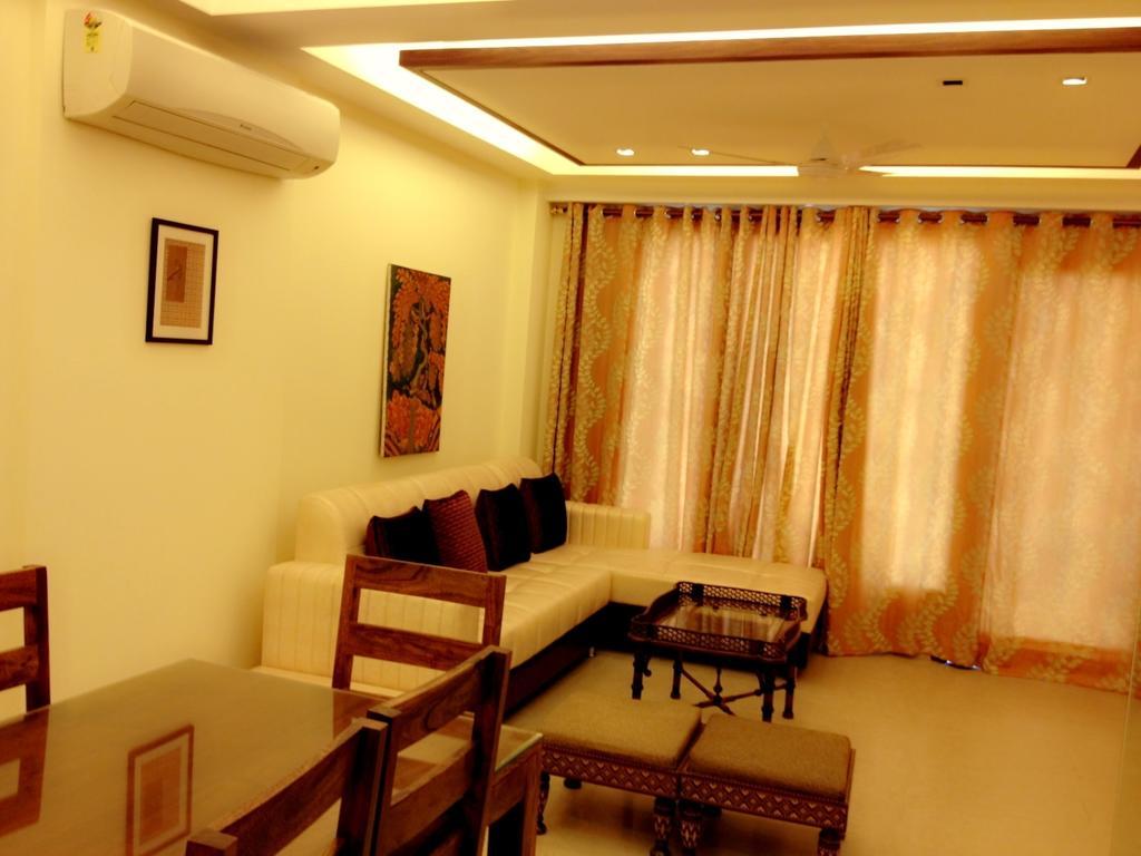 Woodpecker Service Apartments - Green Park Új-Delhi Szoba fotó